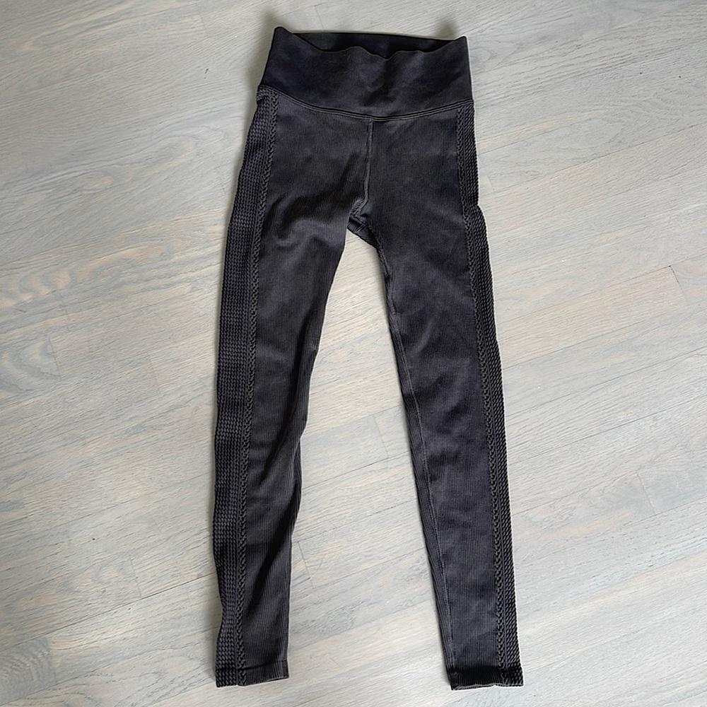 Aerie “Offline” high-rise textural Legging